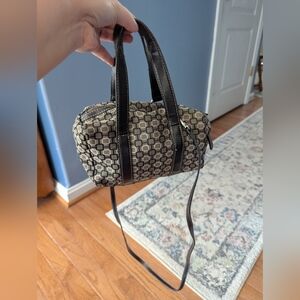 Vintage Nine West Black and Gray Crossbody Bag